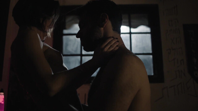 Bat Hen Sabag nude - Horeset s01e03 (2025)