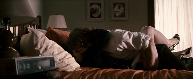 Carrie-Anne Moss sexy - Fireflies in the Garden (2008)