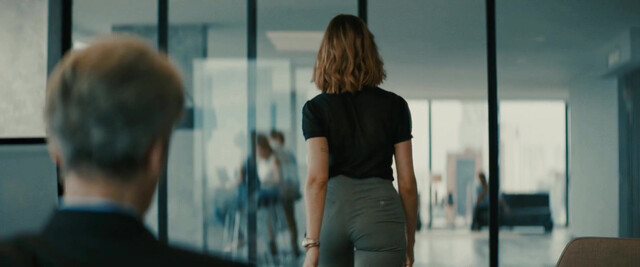 Natalia Cociuffo nude, Valentina Cottet sexy - Moscas (2023)