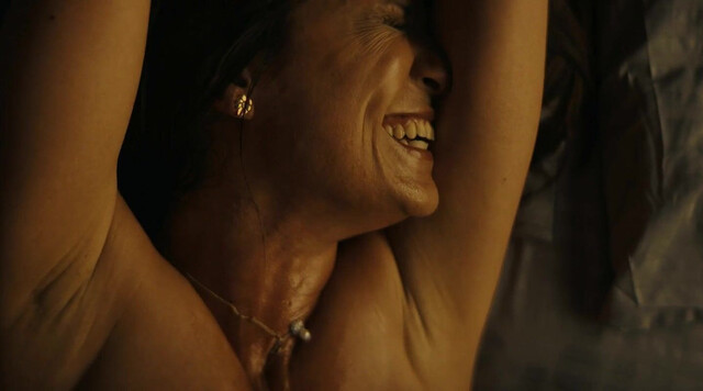 Natalia Cociuffo nude, Valentina Cottet sexy - Moscas (2023)