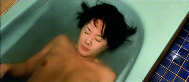 Uhm Jung-hwa nude - Princess Aurora (2005)