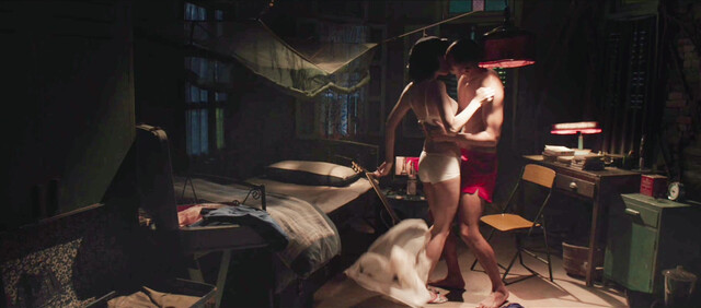 Wan Qian (Regina Wan) nude - Paradise in Service (2014)