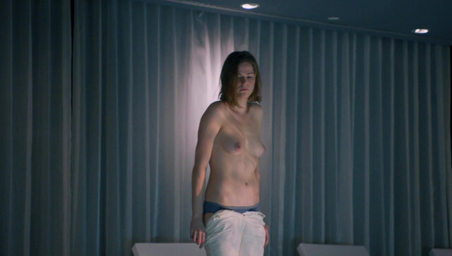 Llewellyn Reichman nude - Immerhin: Die Kunst, die Kunst (2024)