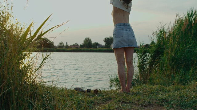 Lara Horvarth nude - Der Tag, die Flut. (2023)