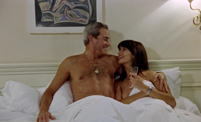 Arancha Del Sol nude, Natalia Estrada nude - Aquí, el que no Corre... Vuela (1992)