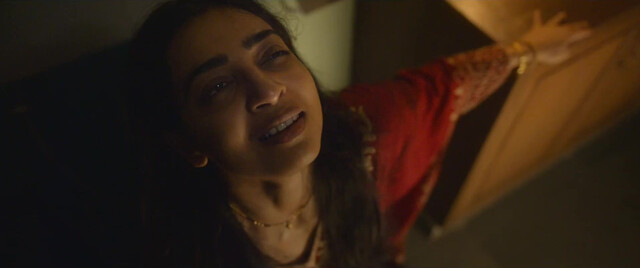 Radhika Apte sexy, Sauraseni Maitra sexy - Saali Mohabbat (2025)