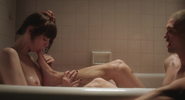 Alexi Wasser nude - Messy (2024)