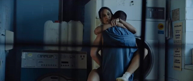 Orsolya Torok-Illyes sexy - Toxikoma (2021)