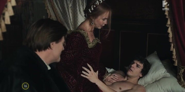 Eszter Onodi sexy - Rise of the Raven s01e02 (2025)