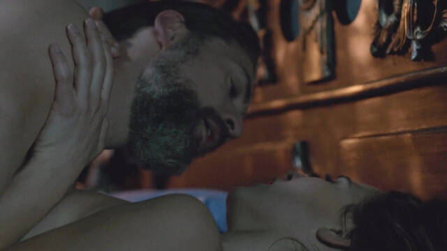 Melia Kreiling sexy - Tyrant s02e06, s03e05 (2015–2016)