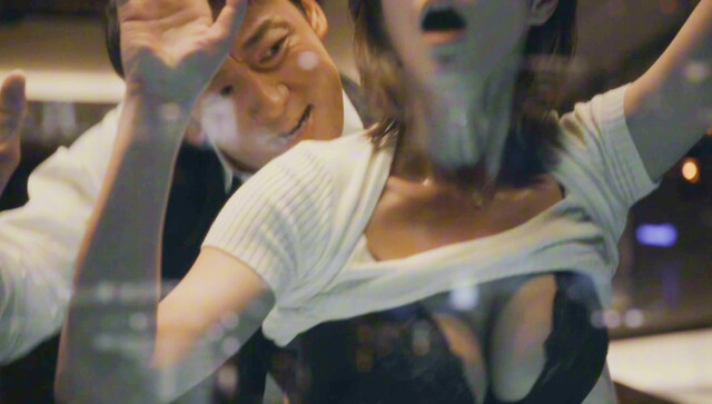 Mino Suzume sexy - Tokyo Swindlers s01e07 (2024)