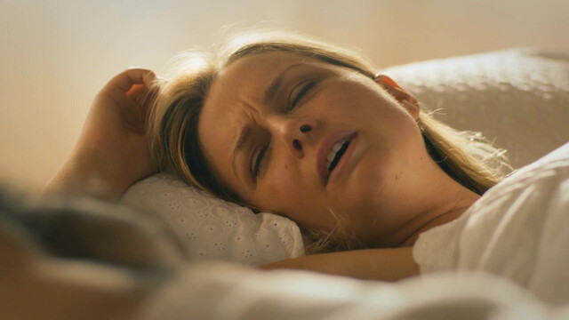 Ruth Kearney sexy - Tyrant s01e06, e07 (2014)