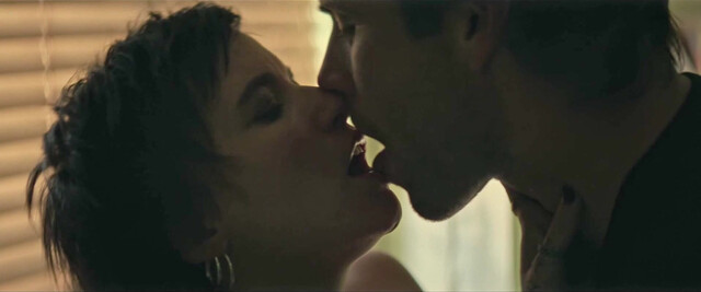 Ashleigh Cummings sexy, Cori Delahaunty nude, Mia Artemis nude, Josephine Blazier sexy - Run s01e01-06 (2026)