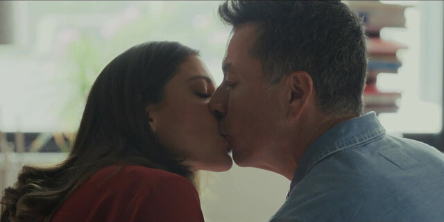 Karen Sandoval sexy - Dinastía Casillas s01 (2025)