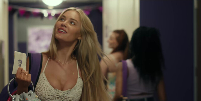 Michelle Randolph sexy, Ali Larter sexy - Landman s02e09 (2026)