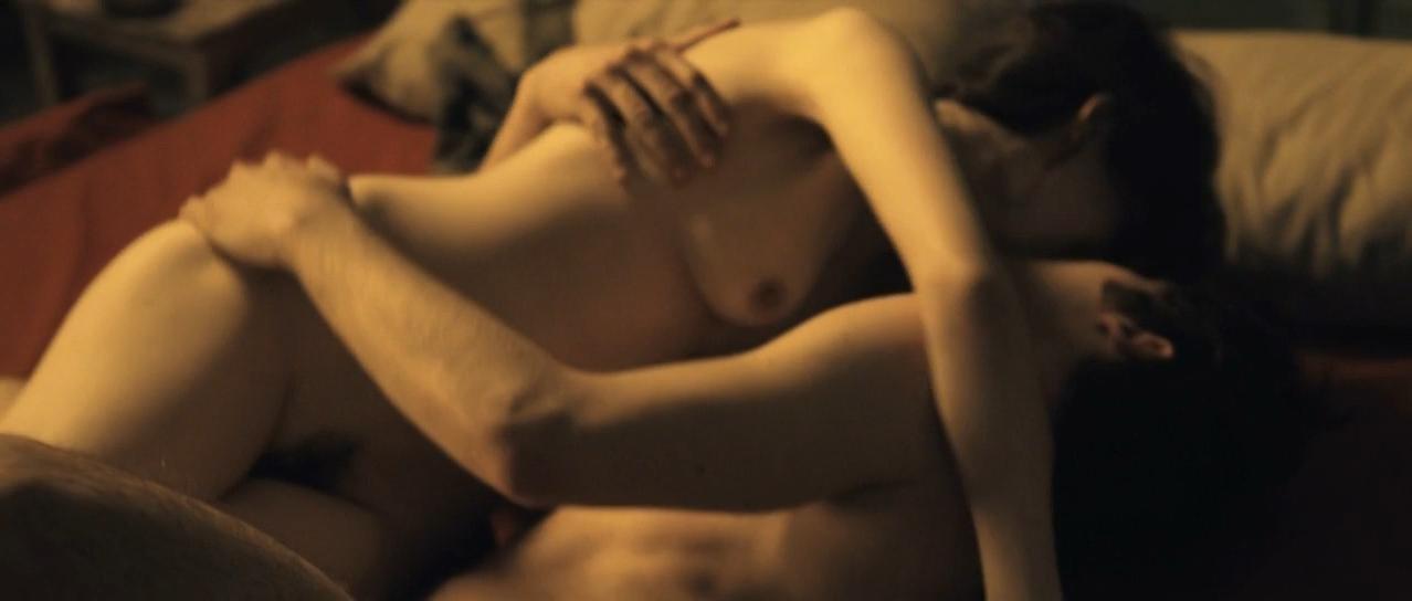 Astrid Berges-Frisbey nude - The sex of the angels (2012)