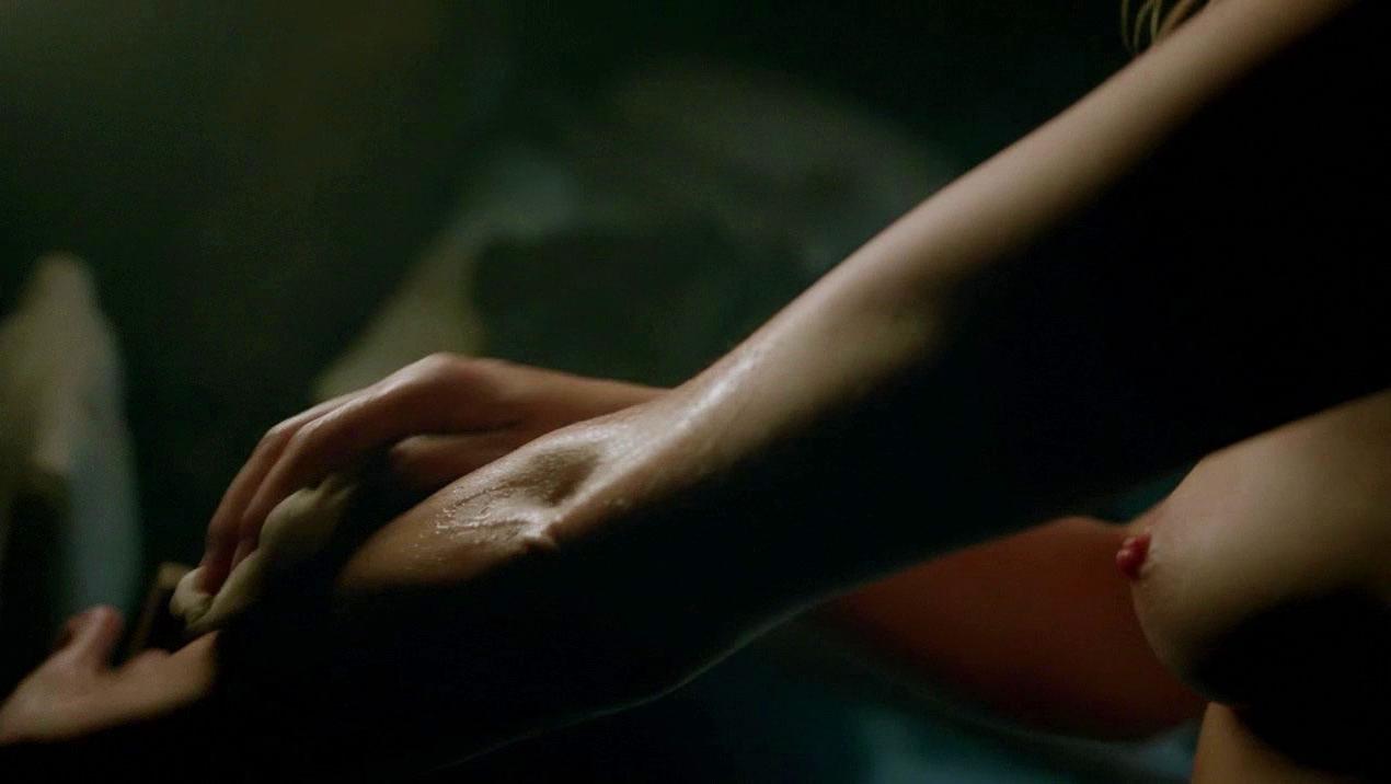 Hannah New nude - Black Sails s03e02 (2016)