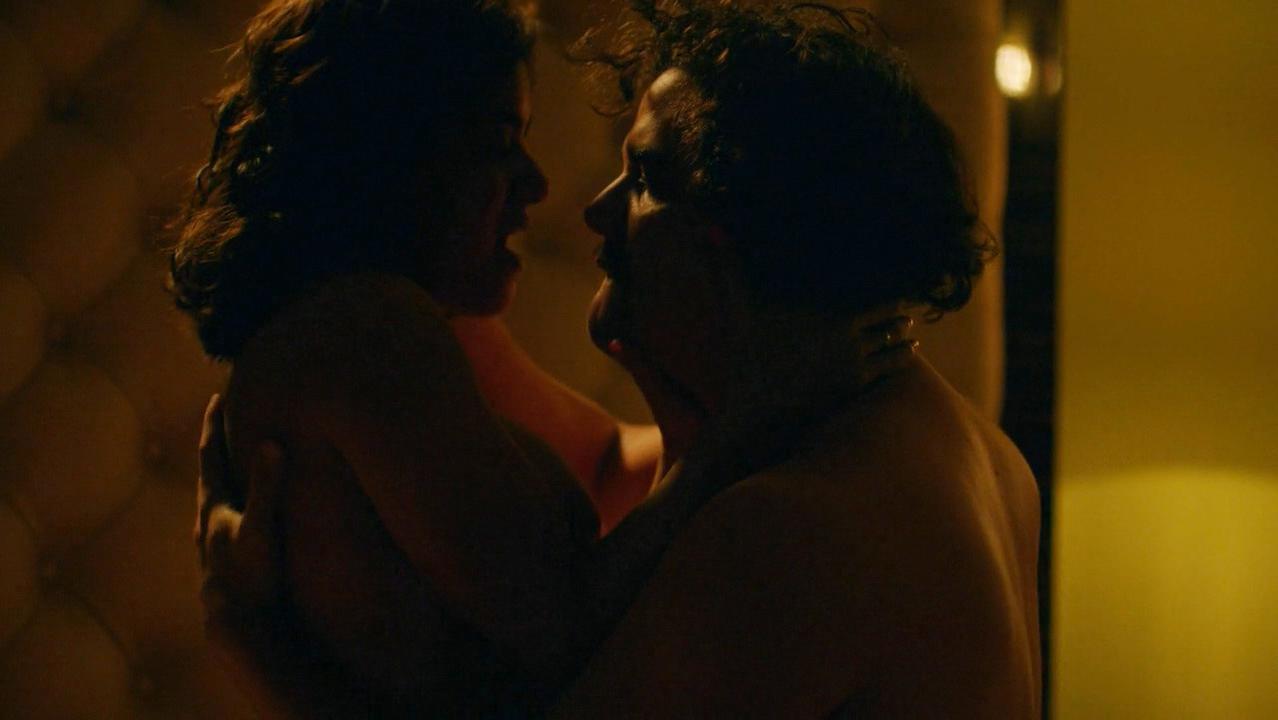 Paulina Gaitan nude - Narcos s01e05-08 (2015)