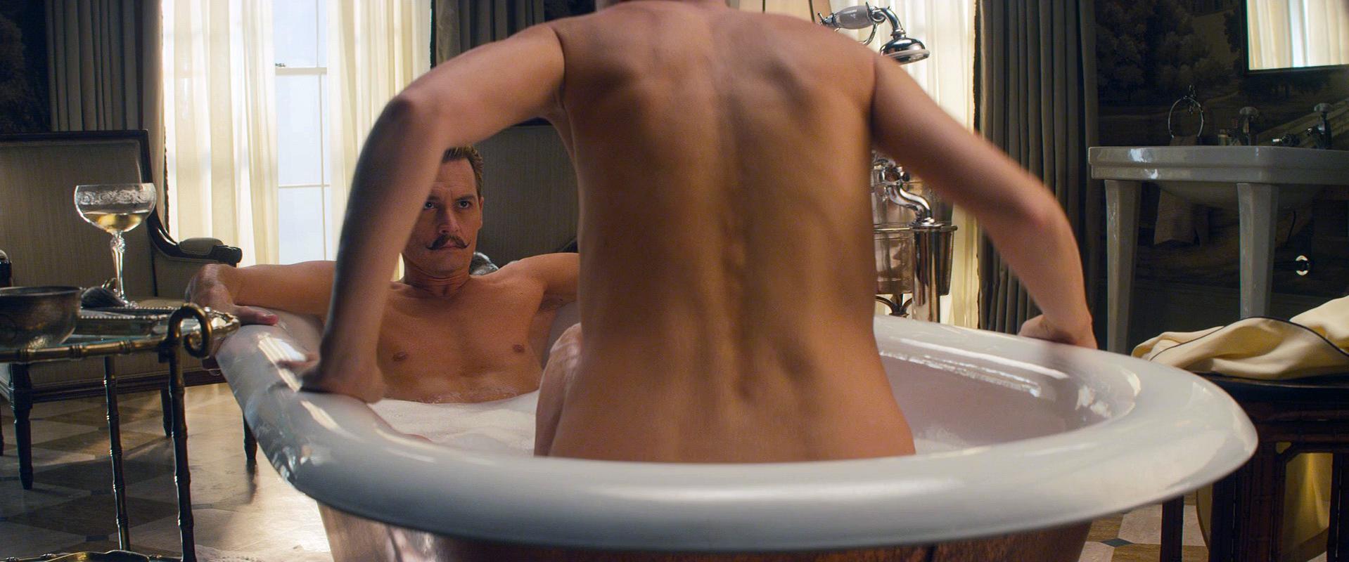 Gwyneth Paltrow sexy, Emily Lawrence sexy - Mortdecai (2015)