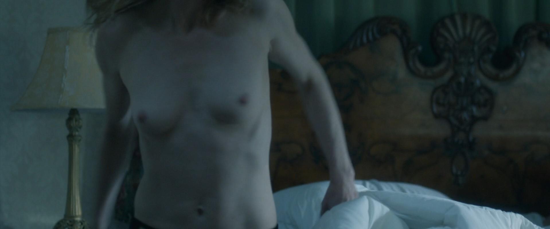 Amy Hargreaves nude - How He Fell in Love (2015)