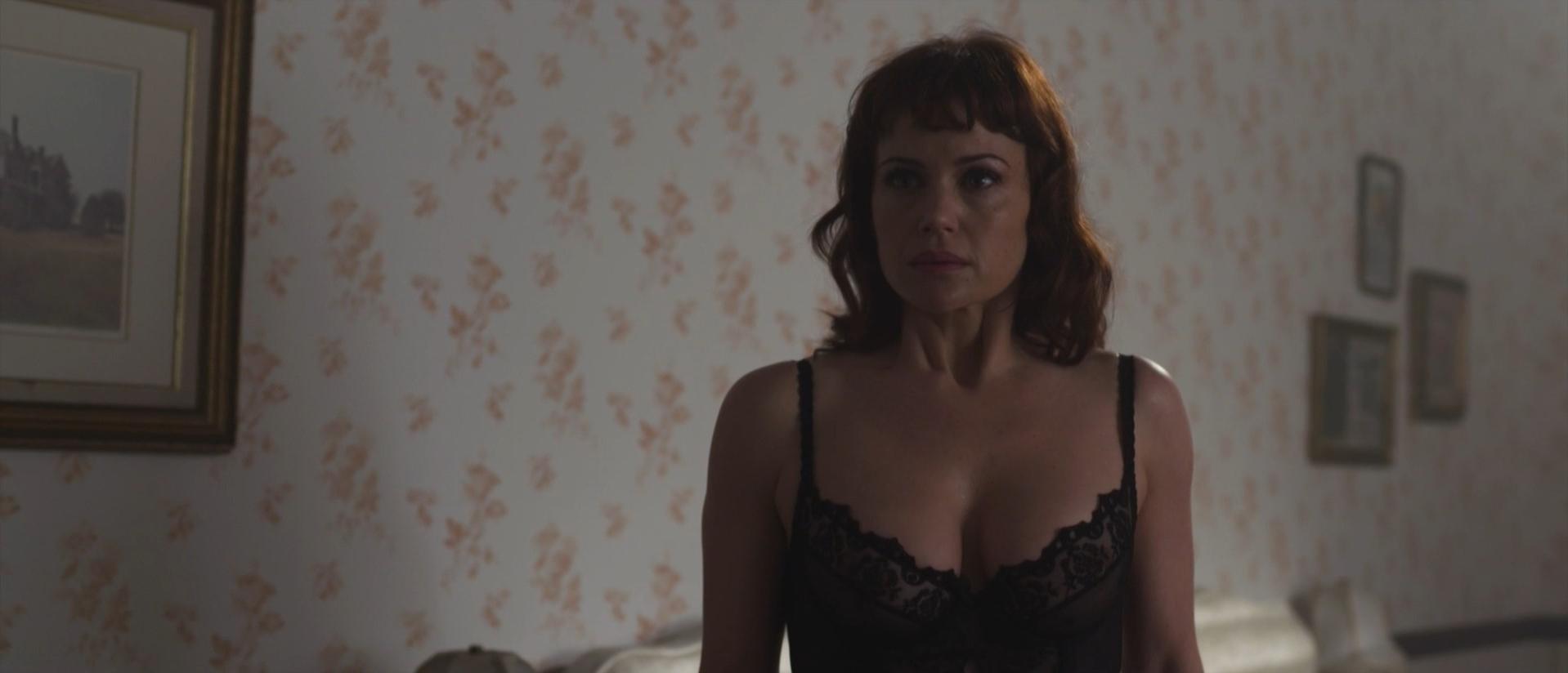 Carla Gugino sexy - Tell-Tale (2010)