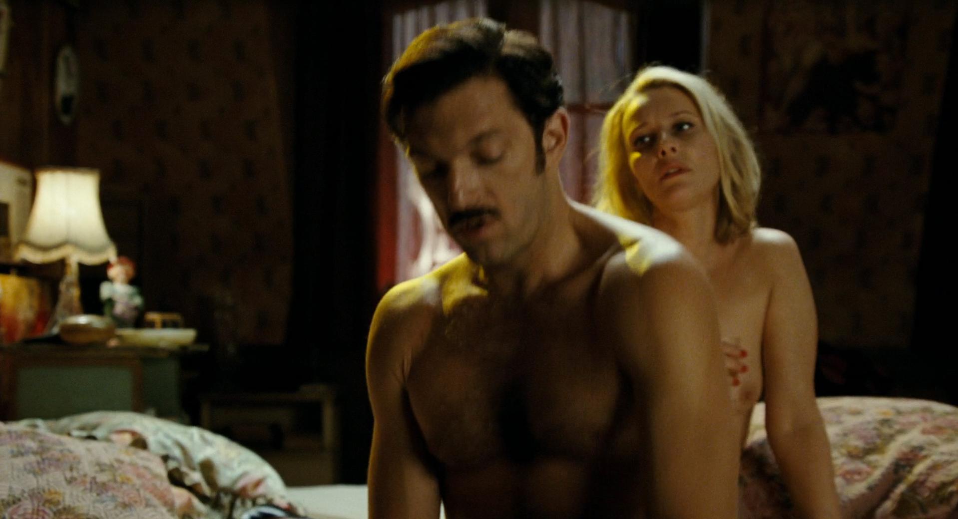 Florence Thomassin nude - Mesrine: Killer Instinct (2008)