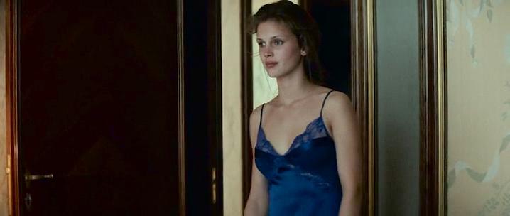 Marine Vacth sexy - Ma Part Du Gateau (2011)