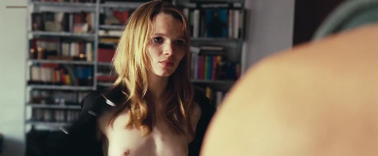 Karoline Herfurth nude - A Year Ago in Winter (2008)