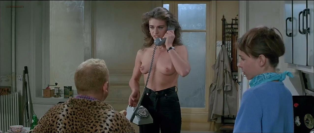 Maruschka Detmers nude - La vengeance du serpent a plumes (1984)