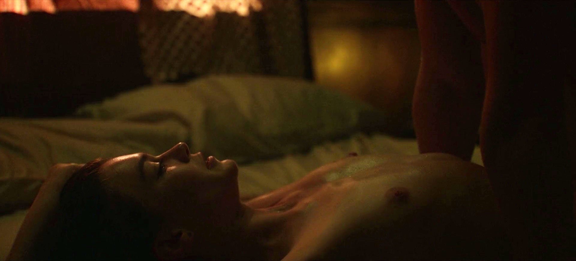 Hannah Gross nude - Mindhunter s01e01 (2017)