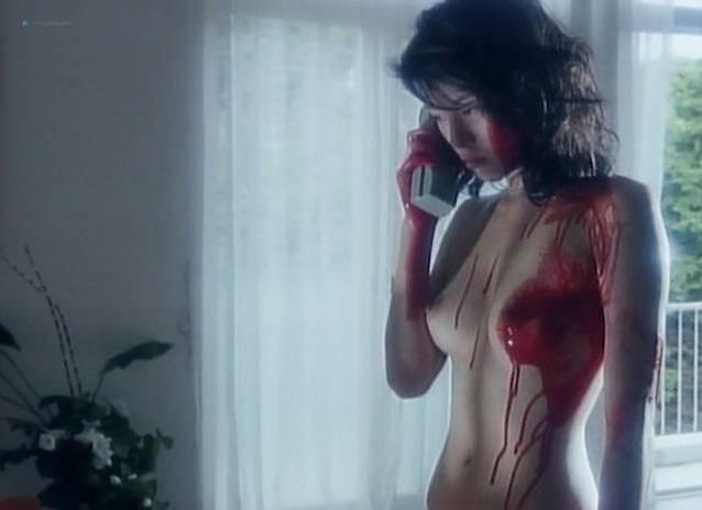 Makiko Kuno nude - XX Beautiful Hunter (1994)