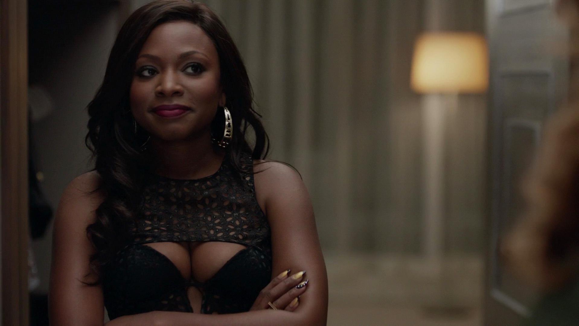 Naturi Naughton sexy - Power s01e05 (2014)