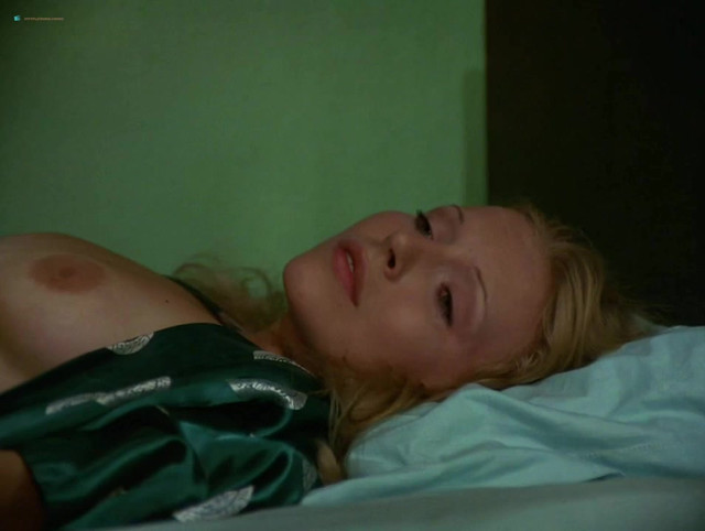 Lilian Lemmertz nude, Kate Hansen nude - As Deusas (1972)