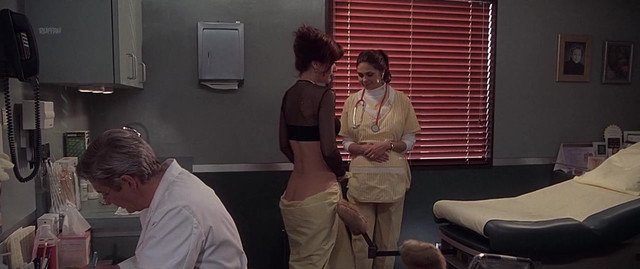 Janine Turner sexy - Dr. T and the Women (2000)