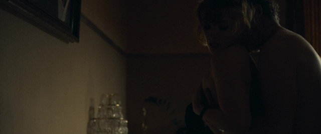 Vica Kerekes sexy - Deckname Holec (2016)