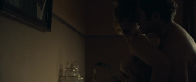 Vica Kerekes sexy - Deckname Holec (2016)