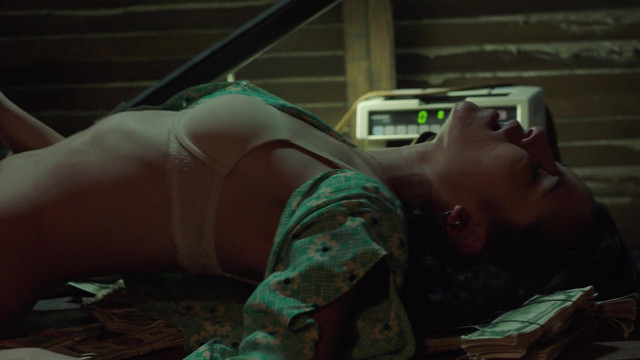 Emily Rios sexy - Snowfall S01E07 (2017)