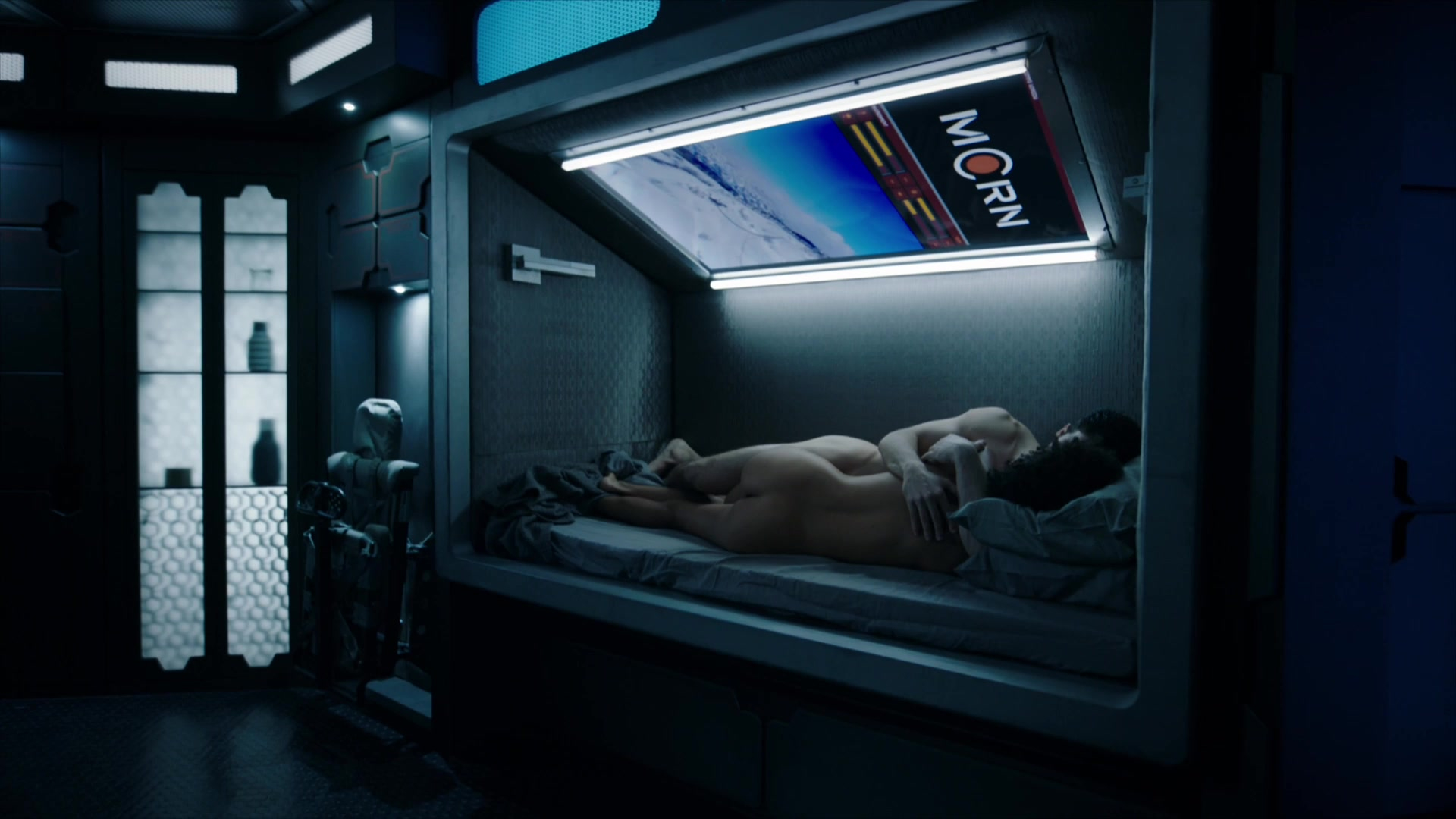 Dominique Tipper nude - The Expanse S03E06 (2018)