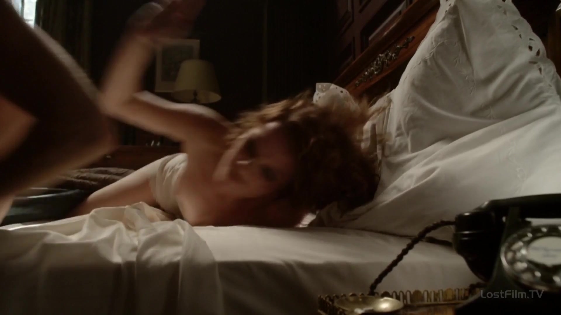 Nora Lili Horich nude - Fleming s01e01 (2014)