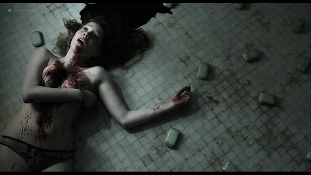 Charlotte Vega sexy, Diana Gomez nude, Barbara Mestanza nude - Los Inocentes (2013)