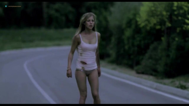 Charlotte Vega sexy, Diana Gomez nude, Barbara Mestanza nude - Los Inocentes (2013)