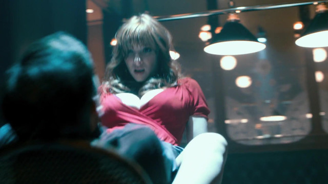 Vica Kerekes sexy - Muzi v nadeji (2011)