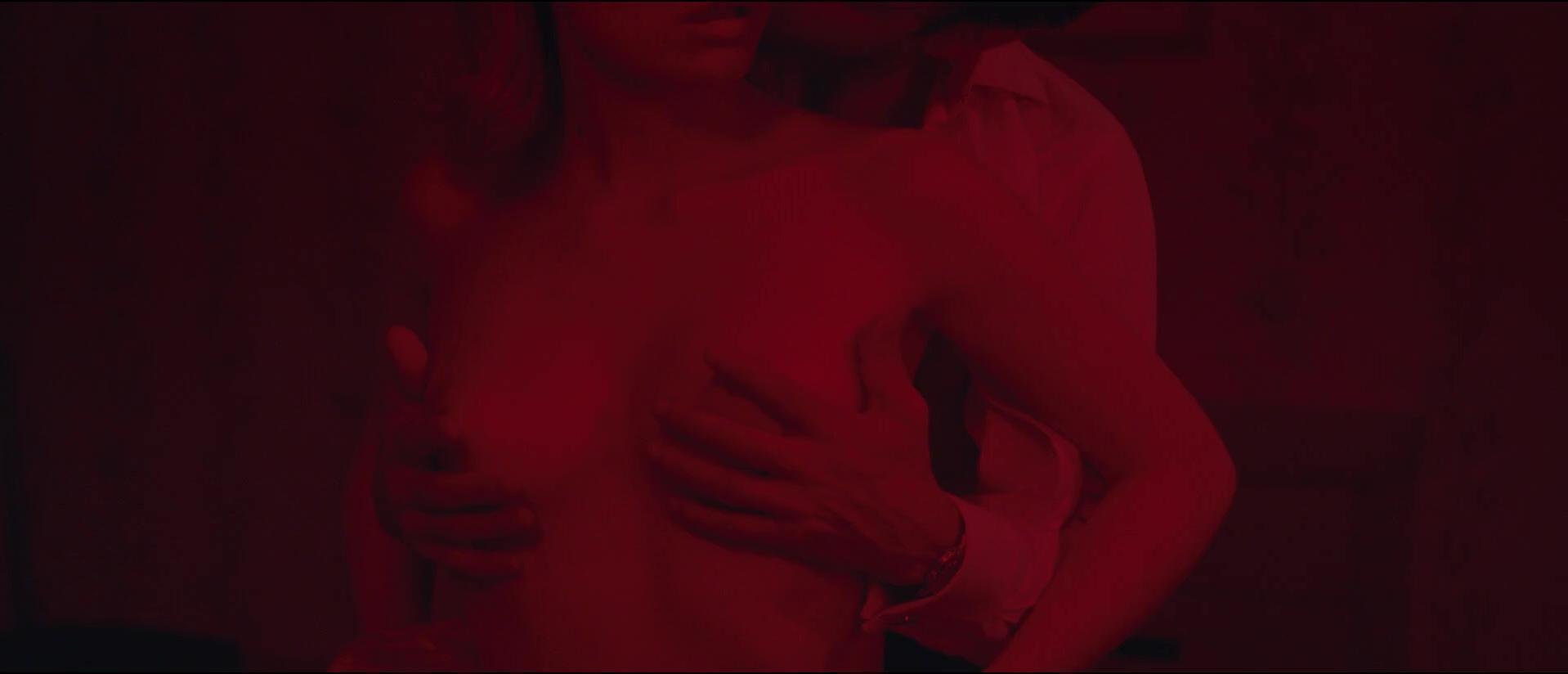 Deborah Francois nude - Populaire (2012)