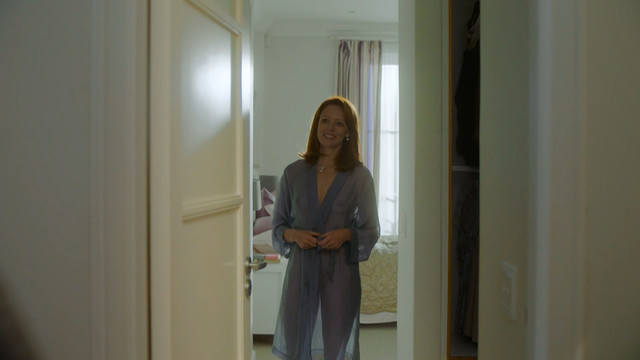 Lavinia Wilson nude - Deutschland 86 e02-08 (2018)