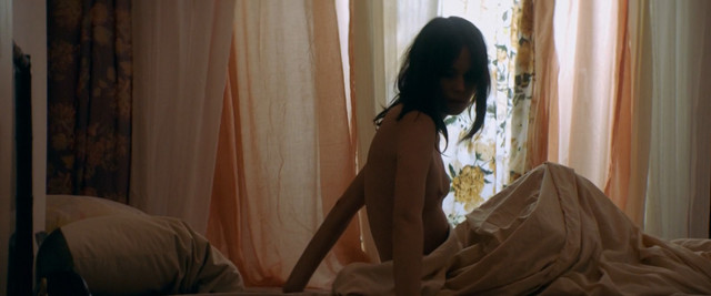 Stacy Martin nude - Joueurs (2018)