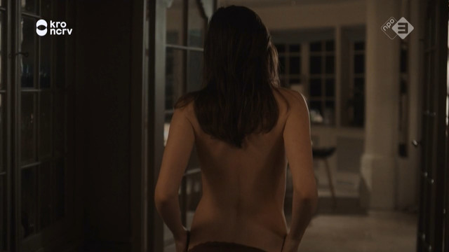 Gaite Jansen nude - Ik Weet Wie Je Bent s01e04 (2018)