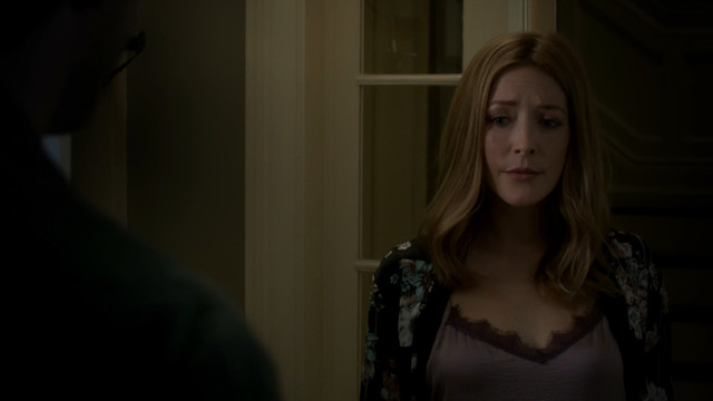 Jennifer Finnigan sexy - Salvation s02e12 (2018)