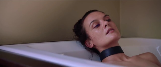 Frankie Shaw nude - Bad Peter (2017)