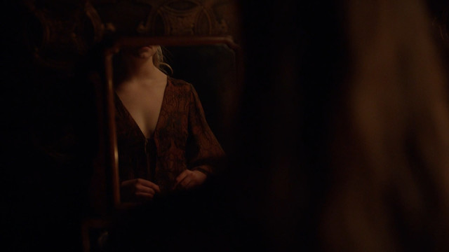 Anya Taylor-Joy sexy - The Miniaturist s01e01 (2017)