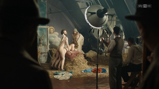 Franziska Holitschke nude - Babylon Berlin s01 (2017)